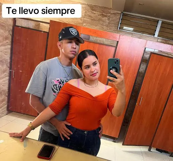 VICTORIA Y SU NOVIO ORLANDO 
