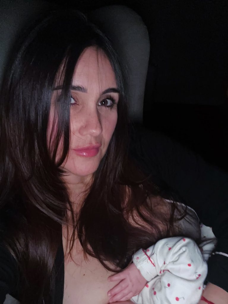 Dulce María junto a su hija