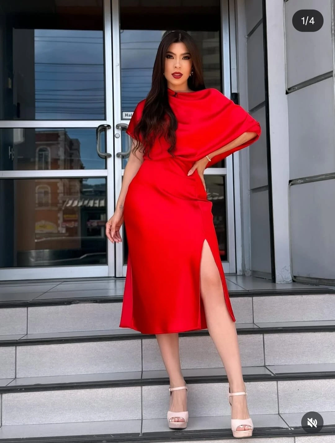 Laura Meza, presentadora de LM5.