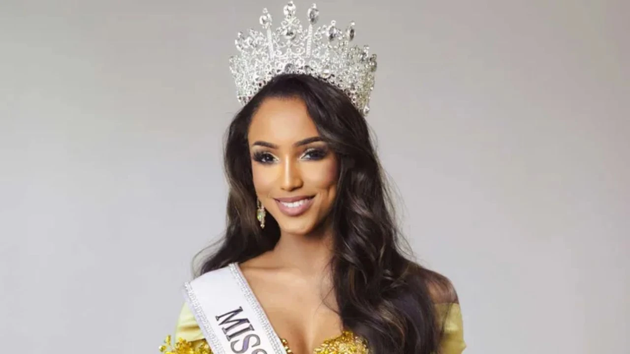 Imagen Principal de Nota: Miss Jamaica 2025 demanda a Miss Universe tras grave caída en el escenario