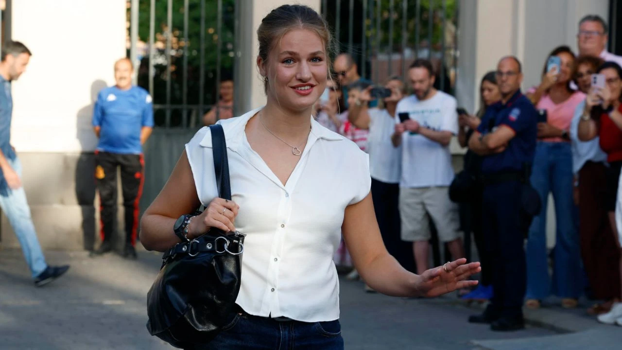 Princesa Leonor comienza nueva etapa: así fue su llegada a la universidad