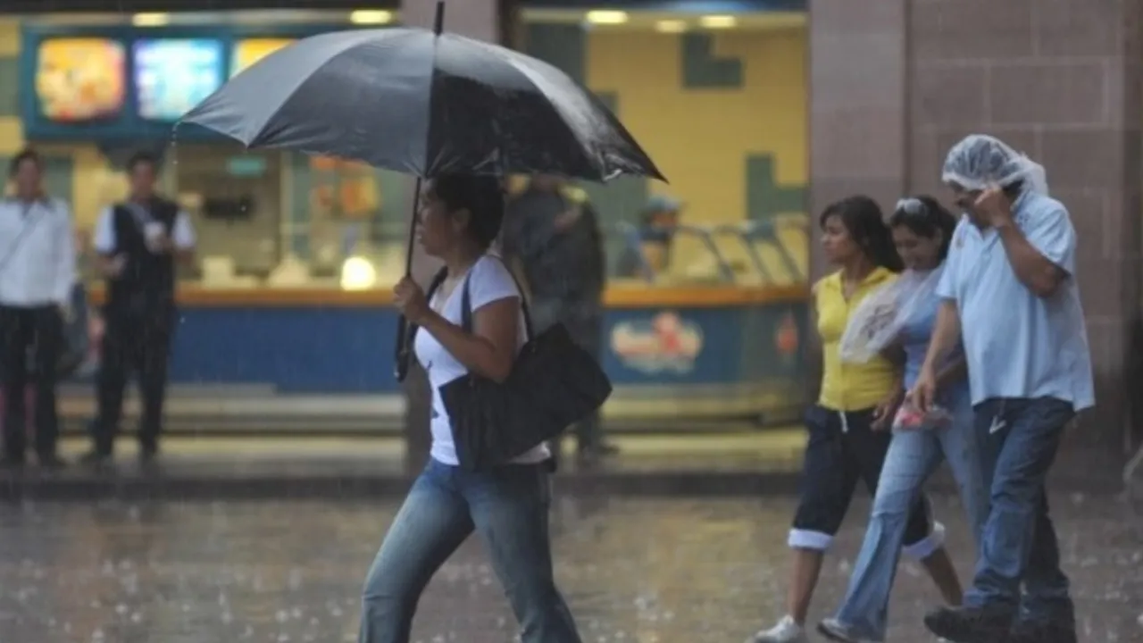 Imagen Principal de Nota: ¿Lloverá este 15 de septiembre? Estas son las zonas que tendrán precipitaciones