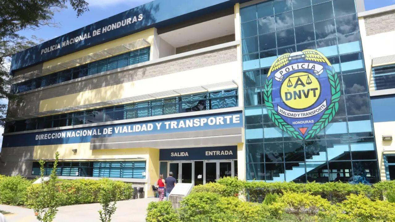Imagen Principal de Nota: ¿Sacará licencia en Semana Morazánica? Esto anunció la  DNVT