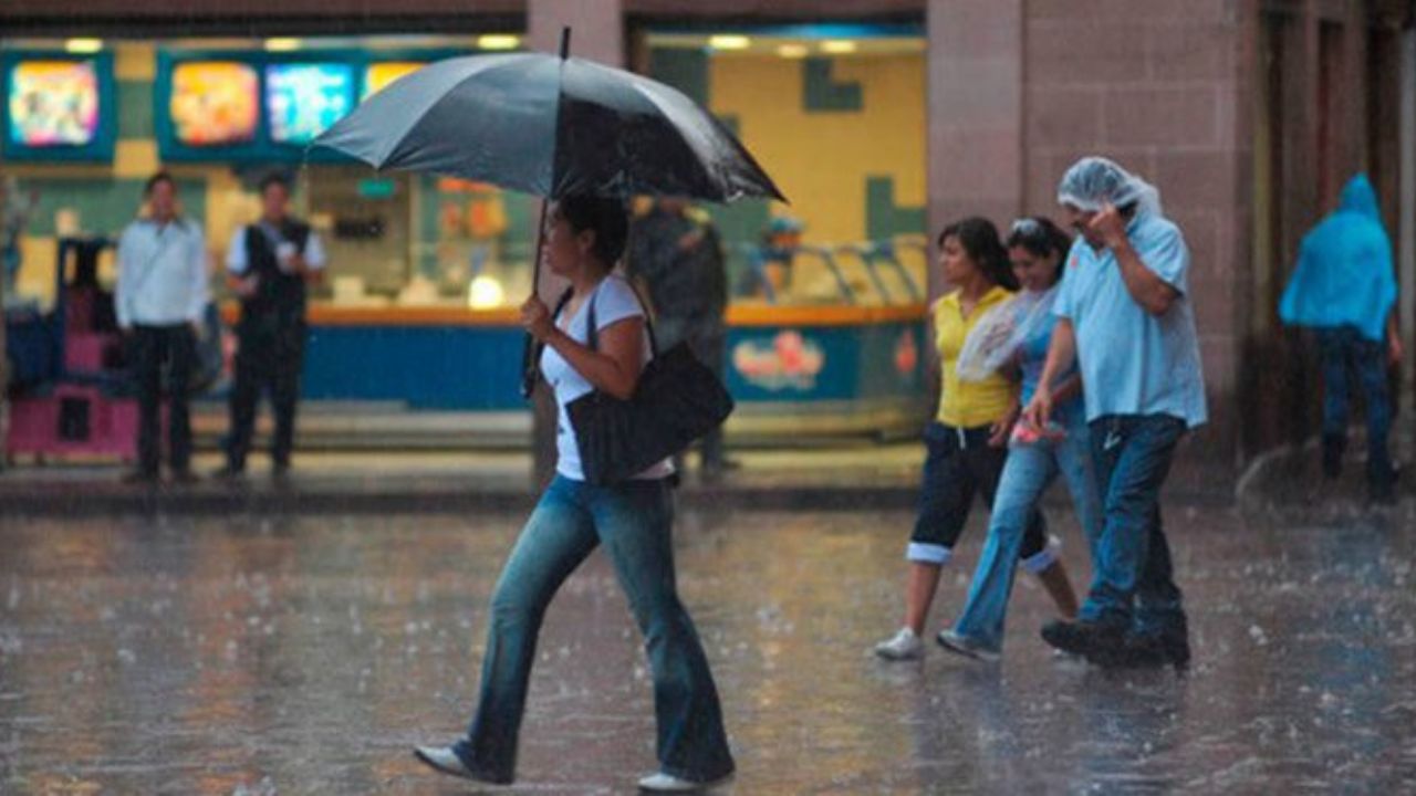 Onda tropical 43 deja lluvias en Honduras este lunes: ¿dónde lloverá?