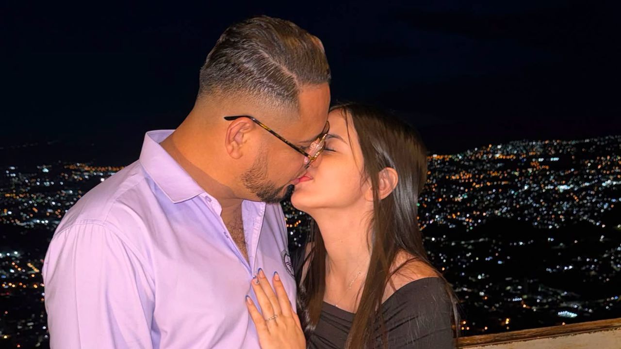 'Como que es alcalde': Meyli se queja de quienes buscan ayuda de 'Soy Rosel'