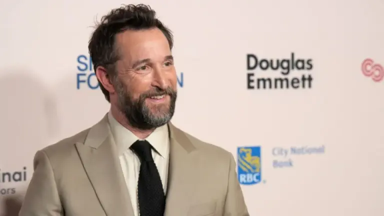 Imagen Principal de Nota: Noah Wyle es elegido el hombre más sexy del mundo en 2026 por la revista People